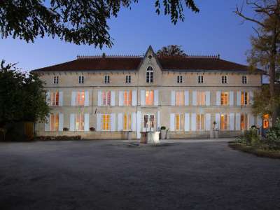 © Ferme viticole familiale des Pineau-Cognac Raymond Bossis, SCEA Les Groies, Étapes du Cognac, à St-Bonnet-sur-Gironde en Haute-Saintonge