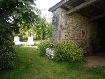 © Christian Mauroy cuisine équipée chambre n°1 (2 lits de 90 cm) chambre n°2 (1 lit de 140 cm) jardin privatif le figuier rez de chaussée.png le figuier 1er étage piscine 9m x 4m à 120m du gîte espace wifi gratuit à 50 m du gîte